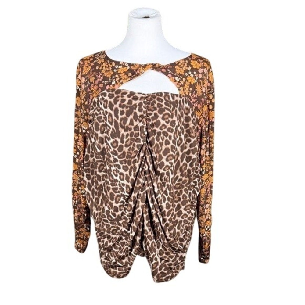 Cato Top Women 26/28W Ruched Cutout Brown Leopard Floral Long Sleeve